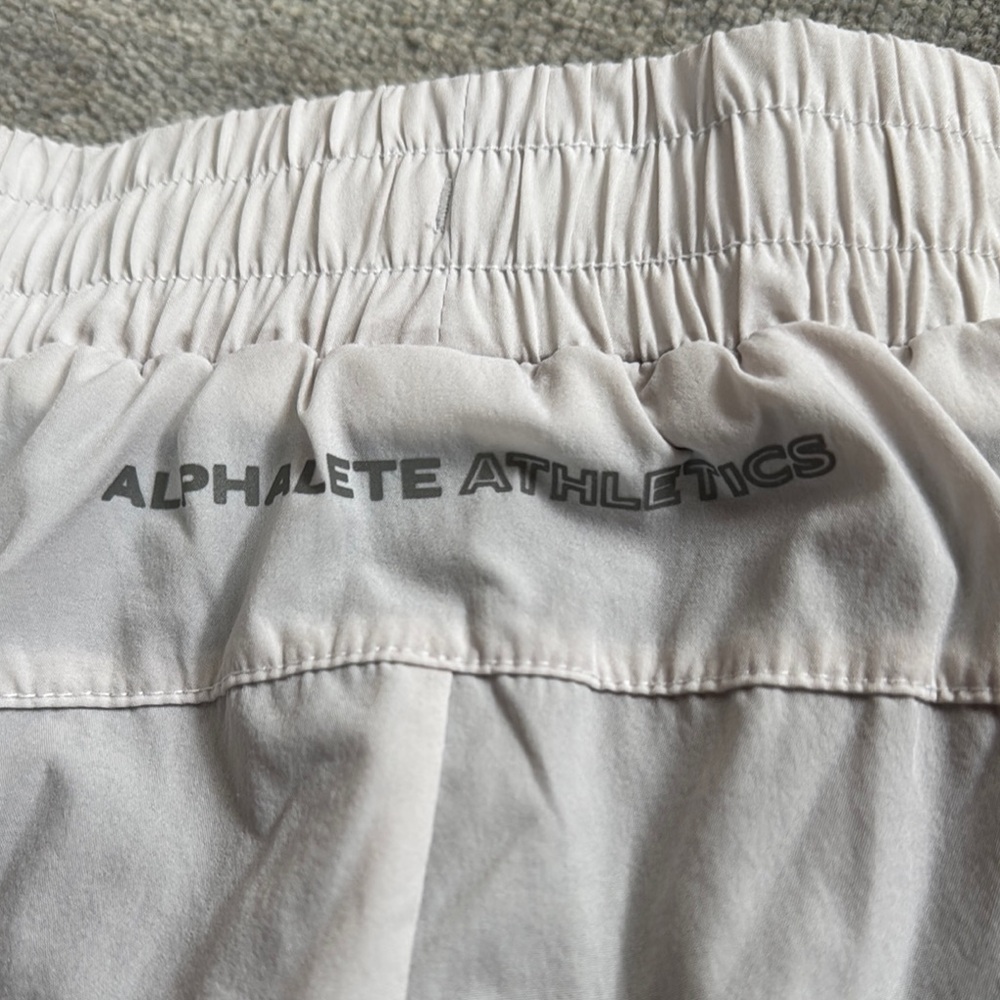 Women’s Athletic Set - S/M/L - Please look at each piece for size - Picture 8 of 9